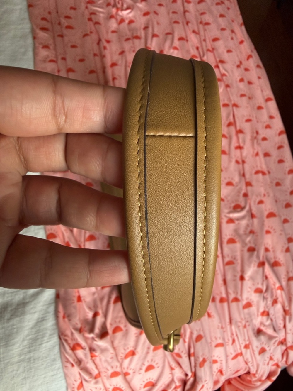 Coach Cashin Carry Crescent Bag in Honey Brown - Picture 4 of 7